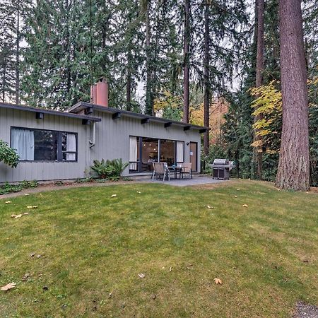 Updated 1970S Island Bungalow, 8 Miles To Seattle! Villa Mercer Island Buitenkant foto