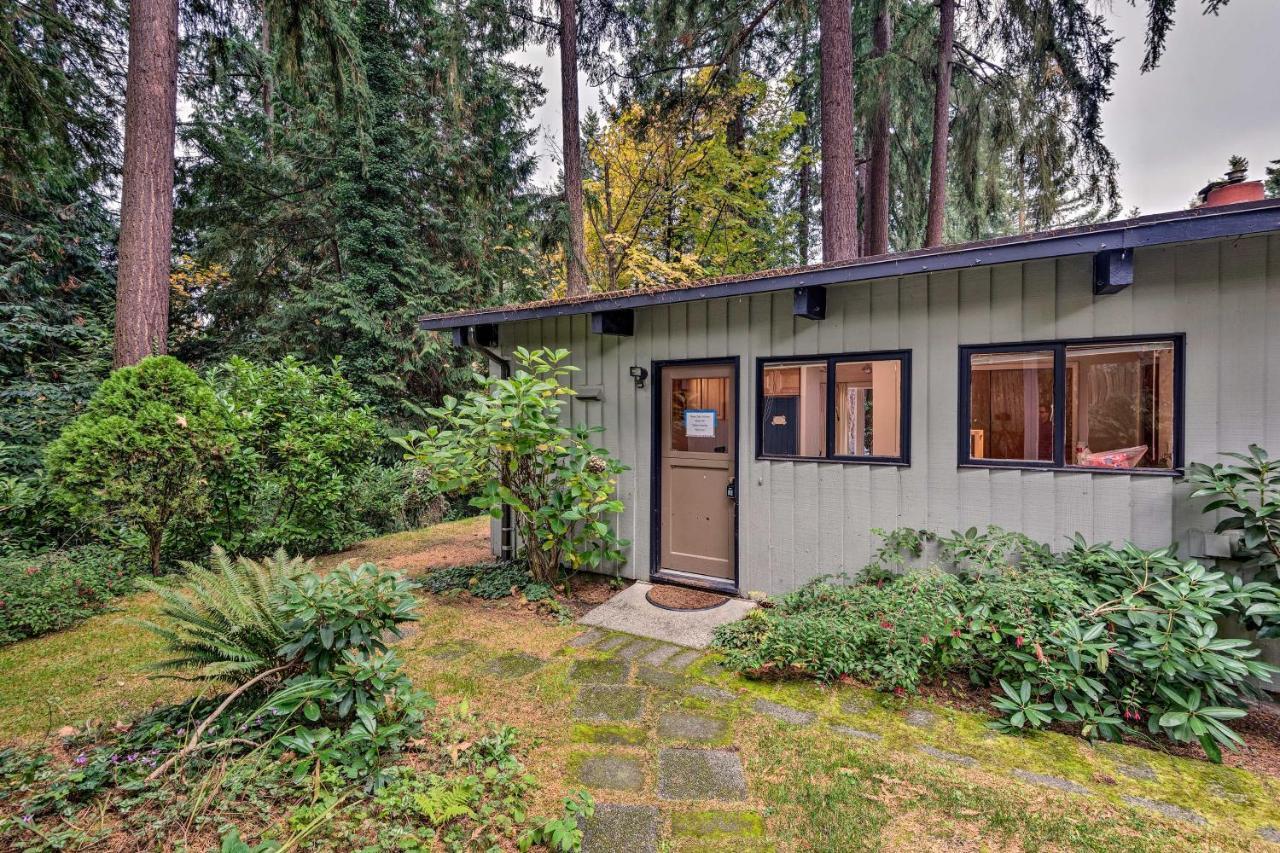 Updated 1970S Island Bungalow, 8 Miles To Seattle! Villa Mercer Island Buitenkant foto