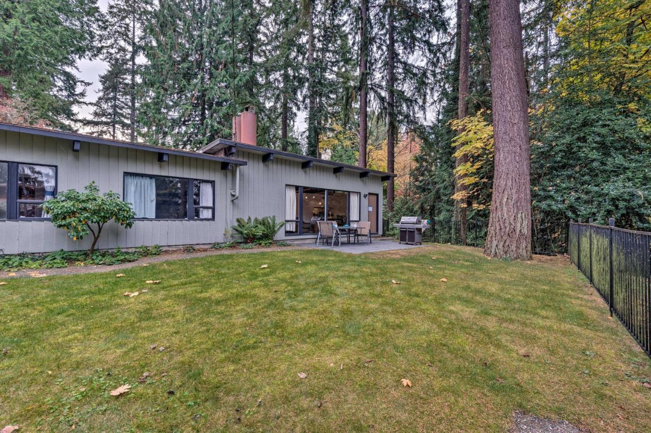 Updated 1970S Island Bungalow, 8 Miles To Seattle! Villa Mercer Island Buitenkant foto